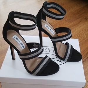 Blk/silver,  Steve  Madden heels